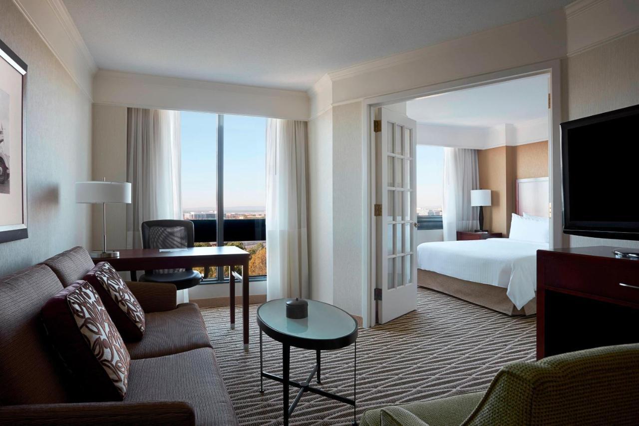 Washington Dulles Marriott Suites Herndon Extérieur photo